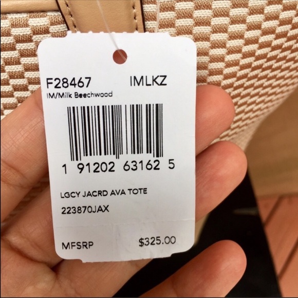 FINAL SALE❗Coach Legacy Jacquard Ava Tote - Picture 8 of 8